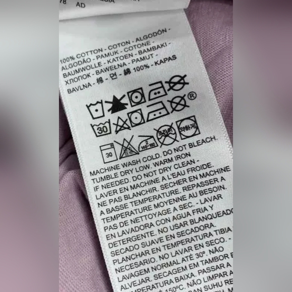 Levi Logo Perfect Tee Purple Shirt Size L NWT MSRP 24.50 - Picture 7 of 7